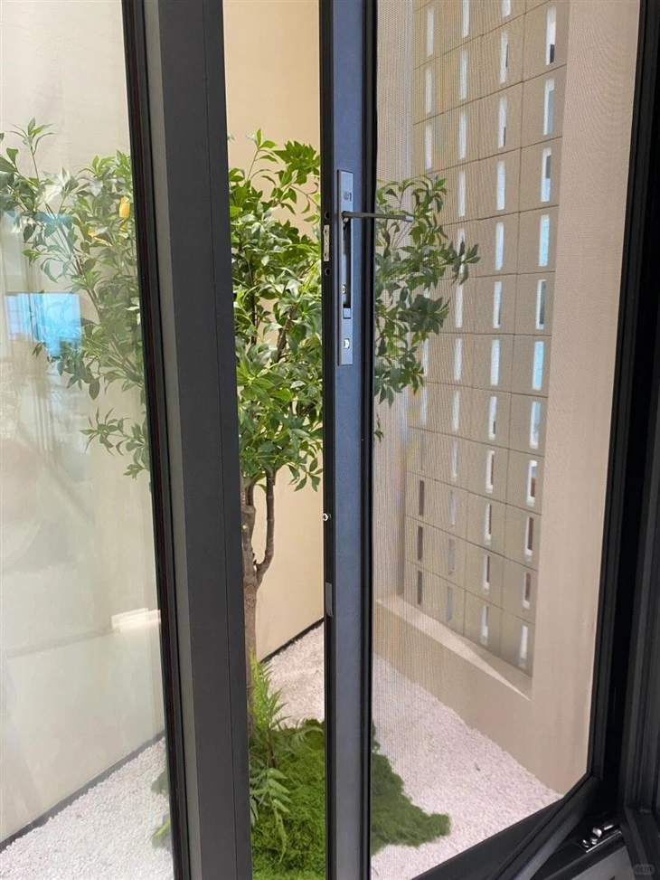 Black Aluminium Windows Africa high quality